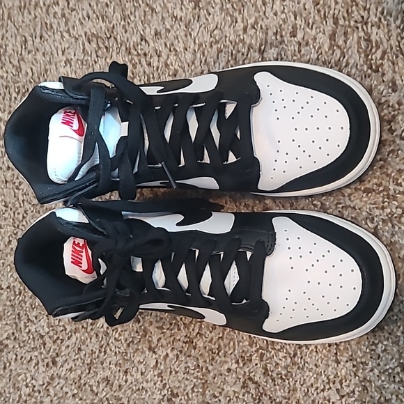 NEW Nike Black and White Dunk High Sneakers - Picture 5 of 5